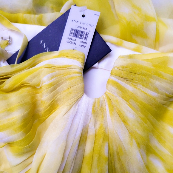 Rare! Ann Taylor Yellow "Butterfly Whispers" Silk Chiffon Pleated Dress 6 - Picture 4 of 4